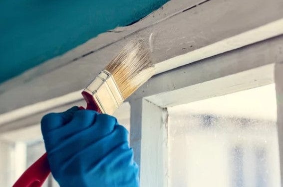 Holzfenster streichen: Unser Guide zeigt dir, wie es geht!