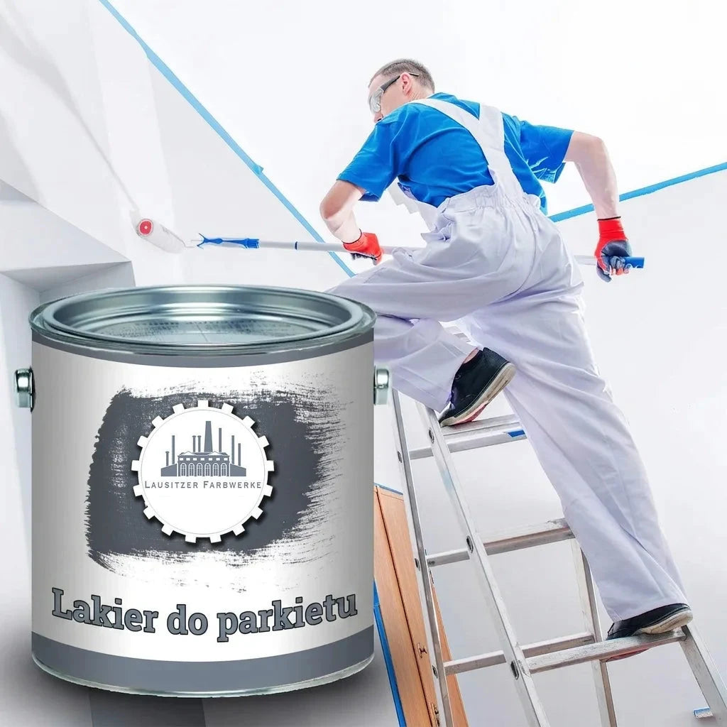 Puszka lakieru do parkietu Lausitzer Farbwerke, z malarzem na drabinie w tle.