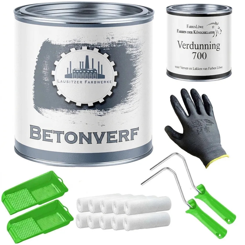 Set met betonverf, verdunning, werkhandschoenen, verfrollers en verfbakken.